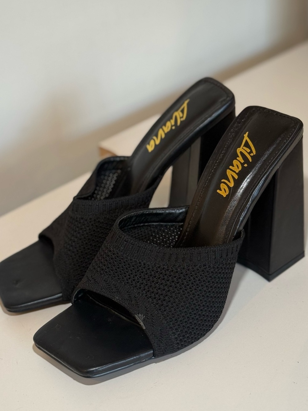 Liliana Black Knit Knitted Block Heel Mules Sandals Woman Size 8 Summer NWOT